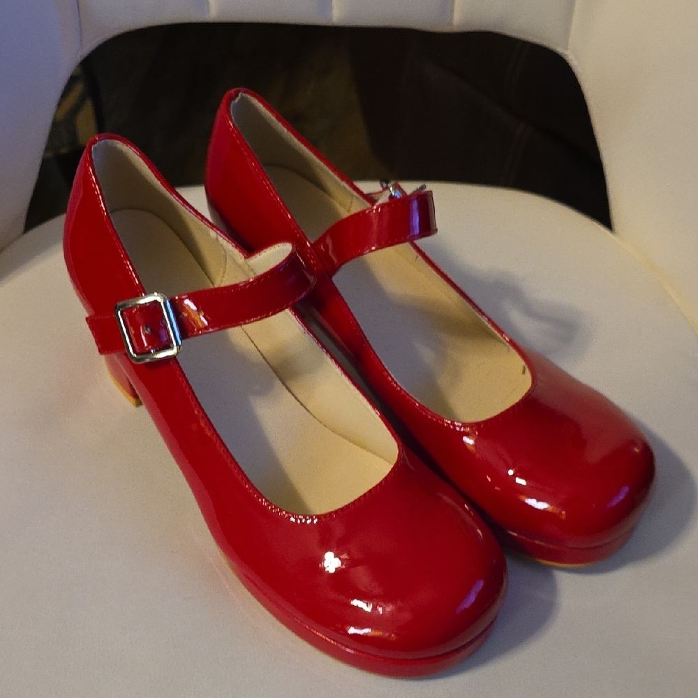 Red Patent Leather Mary Jane Shoes